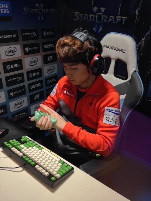 【图集】EDG决赛赛前返图：一起来围观冠军戒指