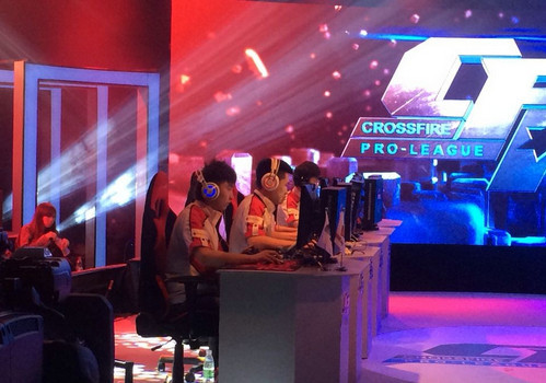 阿莱鳄鱼哈！迅豹女屠杀狂潮赫瑞奥恩研究i6 JD Gaming 拉回一座城市